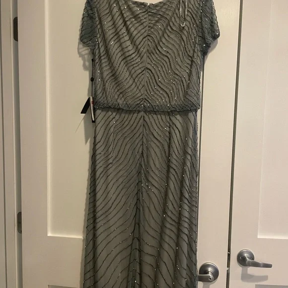 Adrianna Papell - beaded blue dress, size 6 - Picture 5 of 5